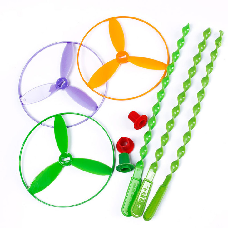 New-5Pcs-lot-Spin-Mix-Color-Light-Outdoor-Toy-font-b-Flying-b-font-Saucer-Disc