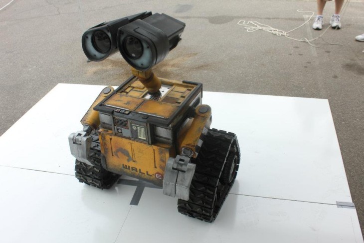 radioupravlyaemiyi-wall-e-ot-mayika-senni